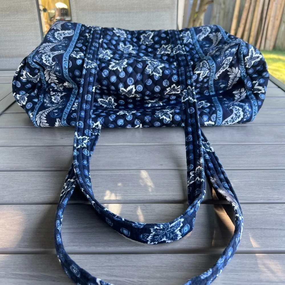 Vintage VERA BRADLEY Blue Coin Y2K Medium Duffle - Picture 9 of 15